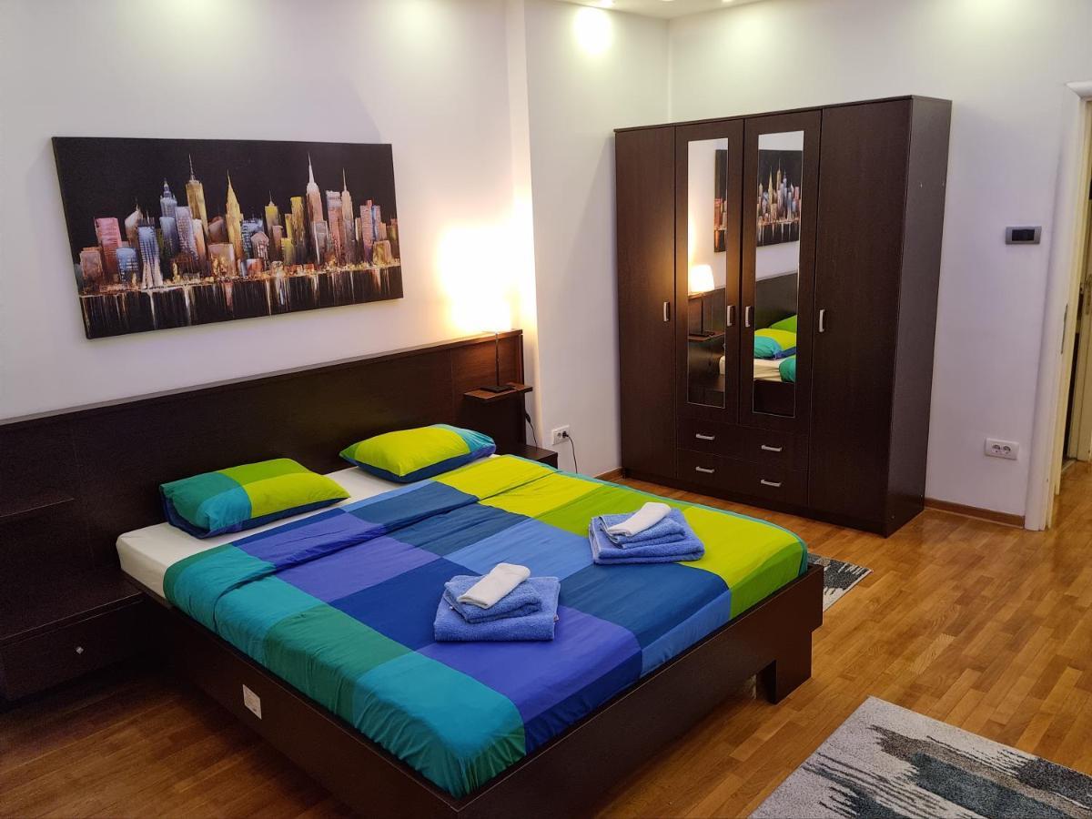 De Luxe Republic Square Apartment Of 100Sqm Beograd Bagian luar foto